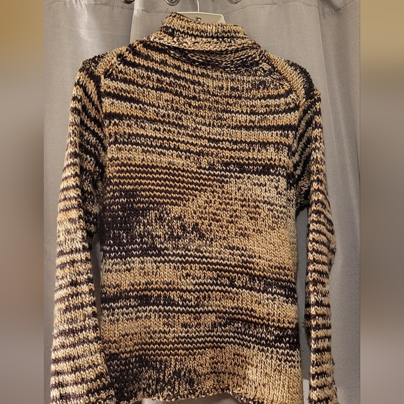 Sweater - Picture 2 of 2